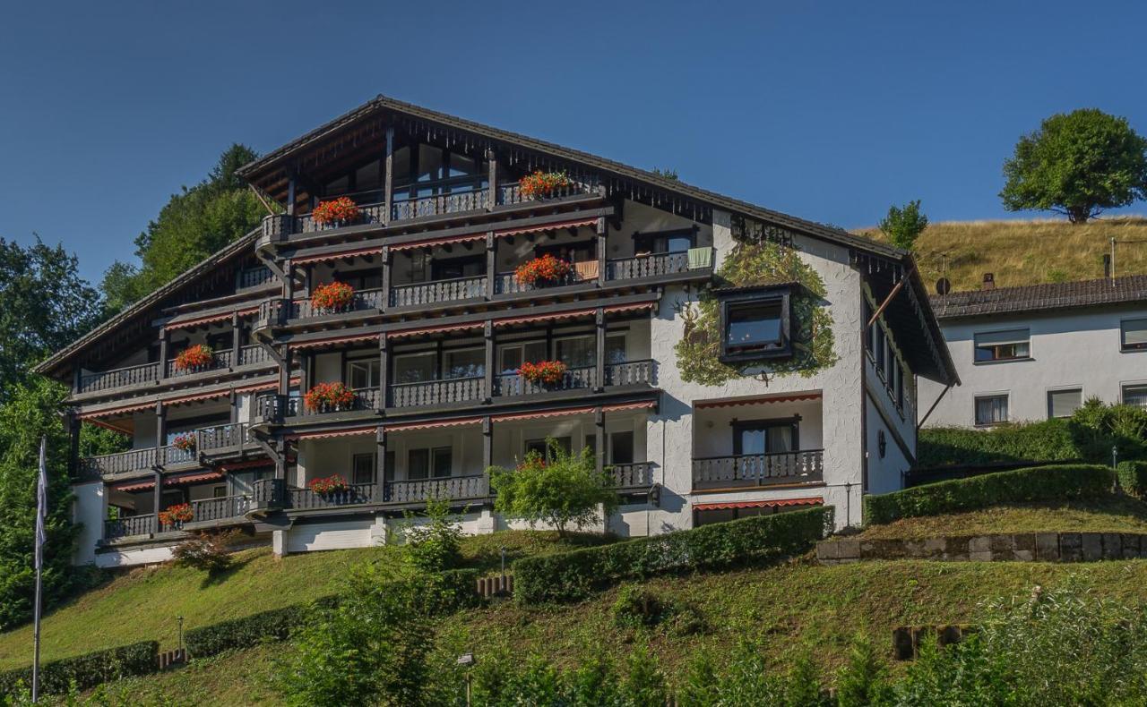 Kraehenbad Hotel Alpirsbach Exterior photo